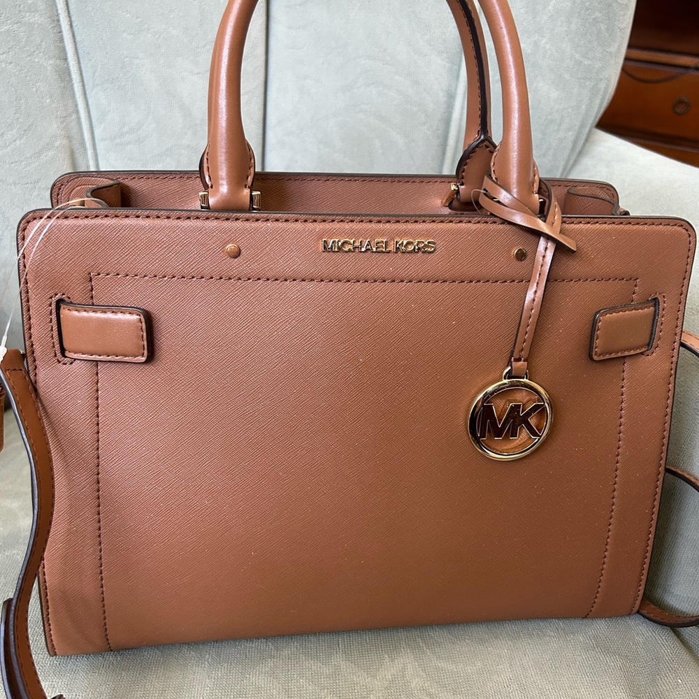 NWT Michael Kors Rayne Medium Saffiano Leather Satchel Luggage